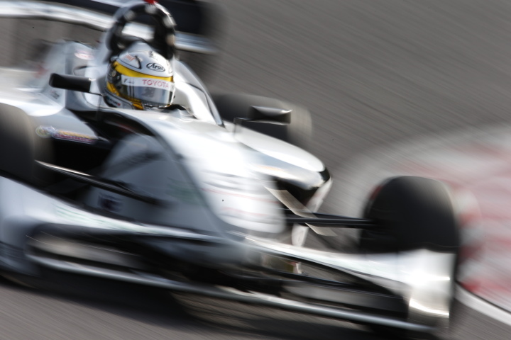 フリー走行: 安田裕信（KONDO RACING）