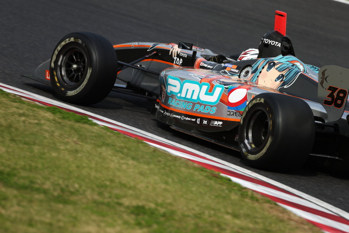 フリー走行: 平手晃平（P.MU/CERUMO·INGING）