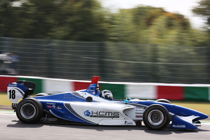 サーキットサファリ: リチャード・ブラッドレ―（KCMG）