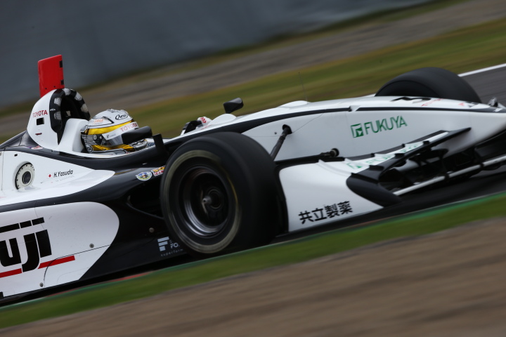 ノックアウト予選Q1: 安田裕信（KONDO RACING）