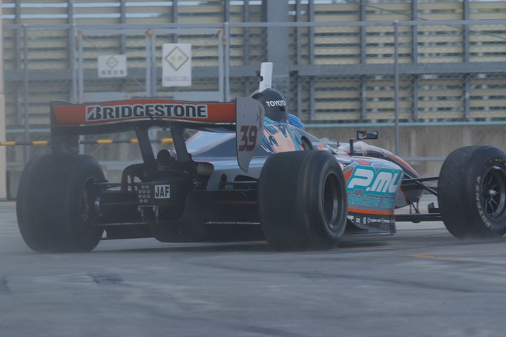 スマイル・キッズ at アピタ精華台店: スーパーフォーミュラデモラン