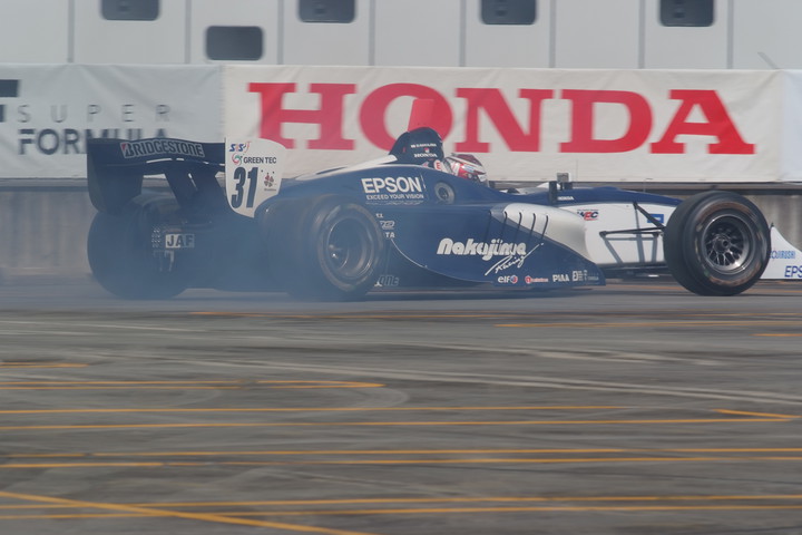 スマイル・キッズ at アピタ精華台店: スーパーフォーミュラデモラン