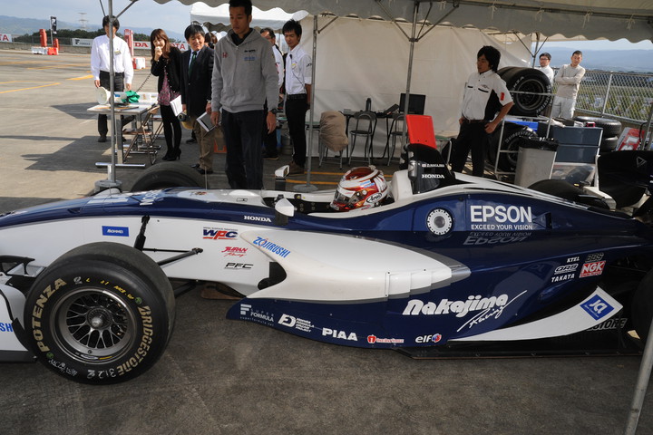 スマイル・キッズ at アピタ精華台店: スーパーフォーミュラデモラン