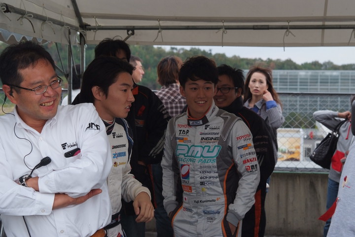 スマイル・キッズ at アピタ精華台店: スーパーフォーミュラデモラン