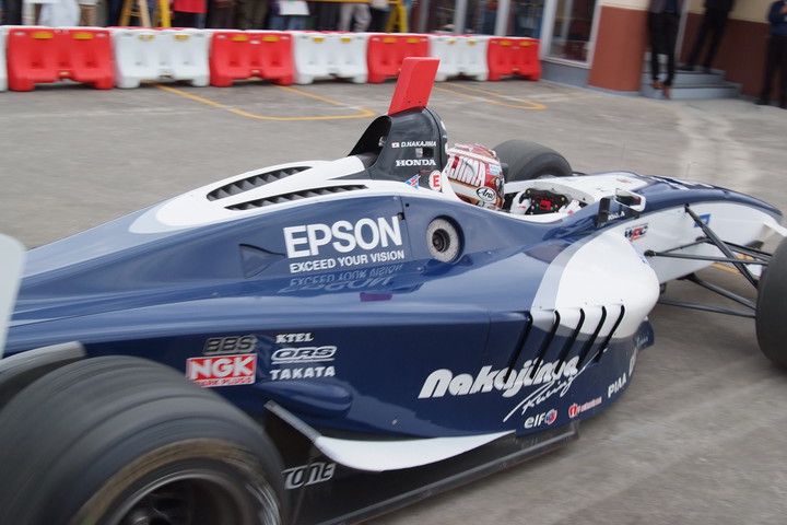 スマイル・キッズ at アピタ精華台店: スーパーフォーミュラデモラン