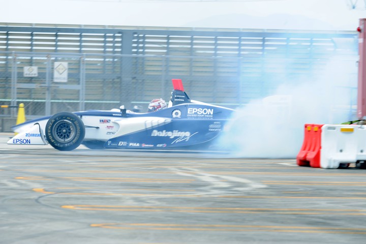 スマイル・キッズ at アピタ精華台店: スーパーフォーミュラデモラン
