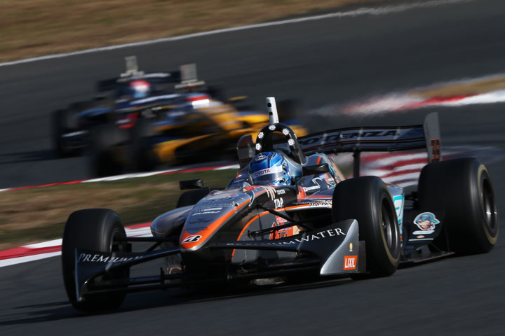 スーパーフォーミュラ決勝: 優勝は国本雄資（セルモ・インギング）