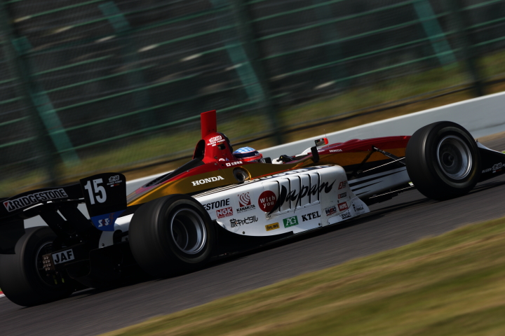 佐藤琢磨（TEAM 無限）