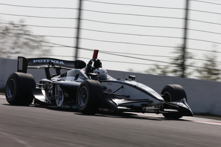 塚越広大（HP REAL RACING）