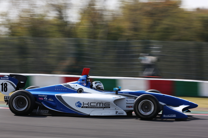 リチャード・ブラッドレ―（KCMG）