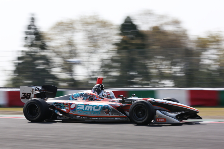 平手晃平（P.MU/CERUMO·INGING）