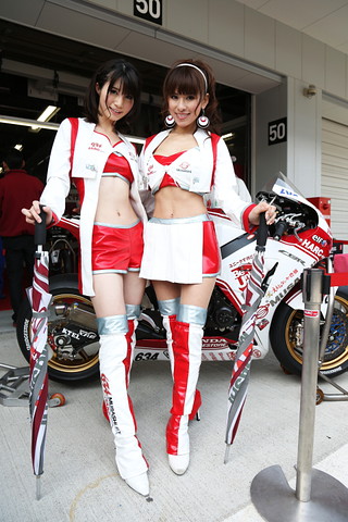 レースクイーン