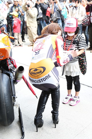 レースクイーン