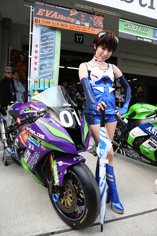 レースクイーン