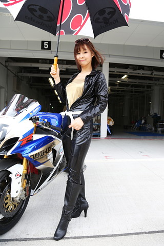 レースクイーン