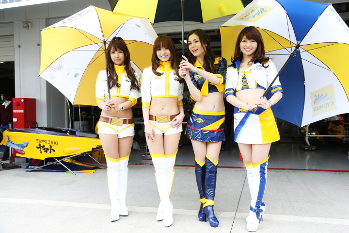 レースクイーン