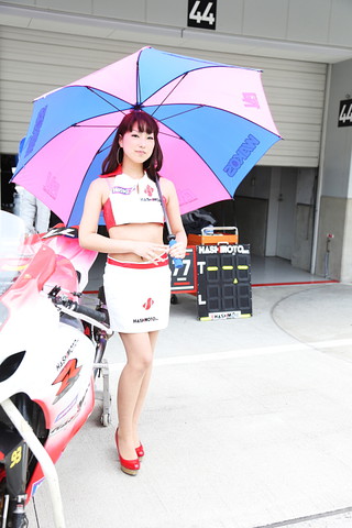 レースクイーン