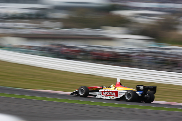 山本尚貴（TEAM 無限）