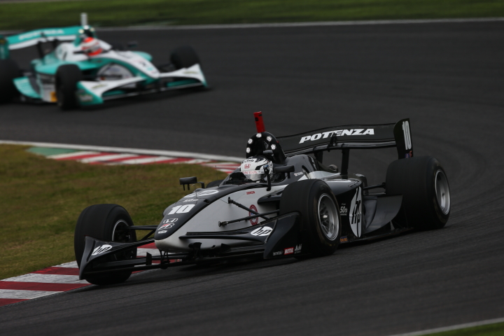 塚越広大（HP REAL RACING）