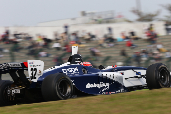 小暮卓史（NAKAJIMA RACING）