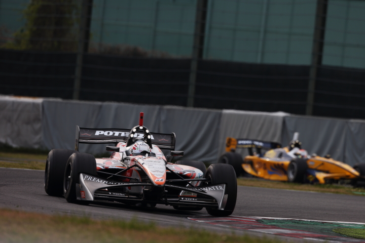 平手晃平（P.MU/CERUMO·INGING）