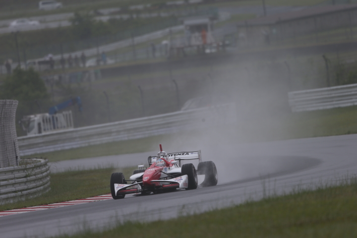 伊沢拓也（DOCOMO TEAM DANDELION RACING）