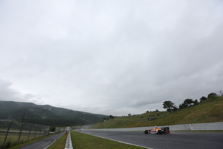 山本尚貴（TEAM 無限）