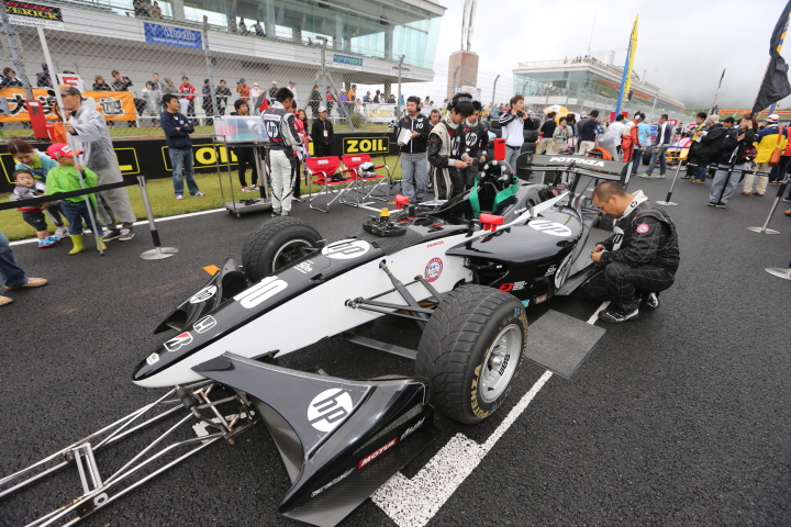 塚越広大（HP REAL RACING）