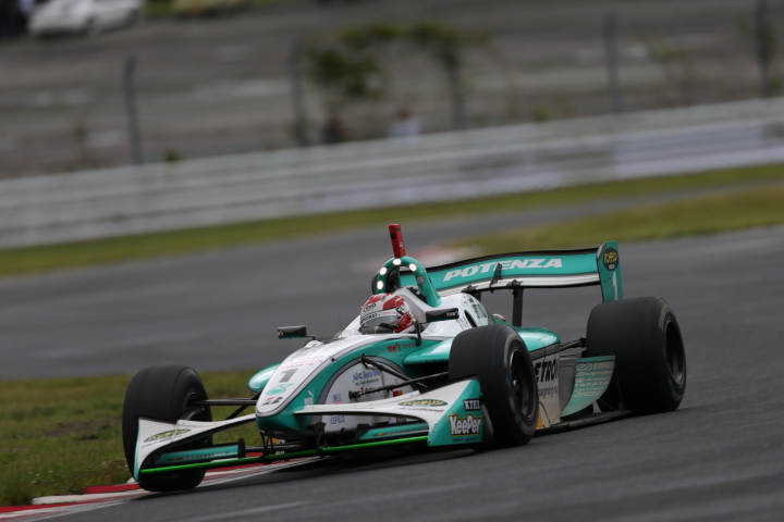 中嶋一貴（PETRONAS TEAM TOM'S）