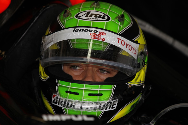 公式予選: ピットで待機中のジョアオ・パオロ・デ・オリベイラ（インパル）