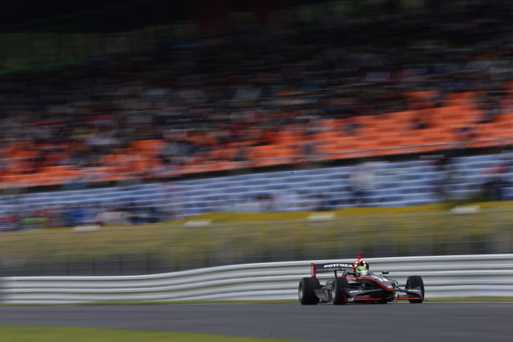 決勝4位はジョアオ・パオロ・デ・オリベイラ（インパル）