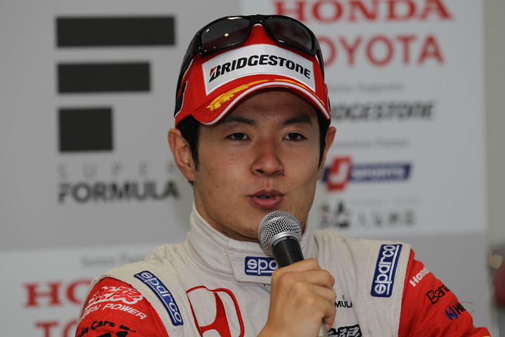 決勝記者会見: 決勝3位の山本尚貴（無限）