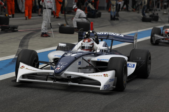 フリー走行2回目: 3位の中嶋大祐（ナカジマ）