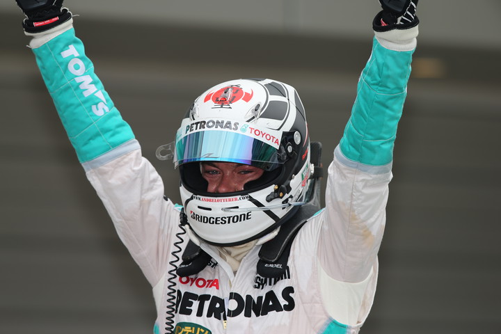 優勝したアンドレ・ロッテラー（トムス）