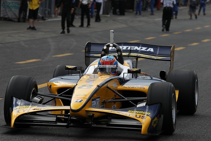 フリー走行2位回目: 2位はロイック・デュバル（キグナス・スノコ）