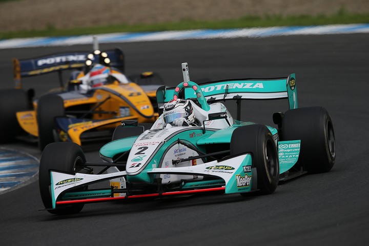 決勝2位はアンドレ・ロッテラー（トムス）