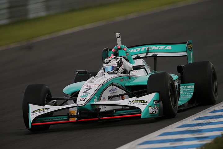 決勝2位はアンドレ・ロッテラー（トムス）