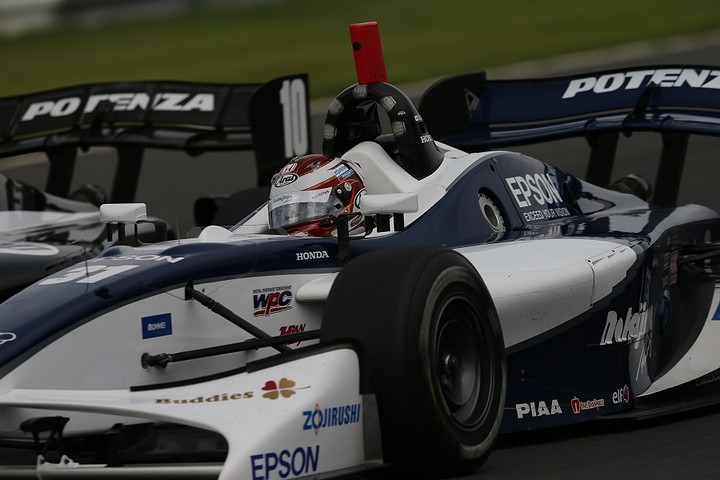 中嶋大祐（ナカジマ）と中山友貴（リアル）のバトル