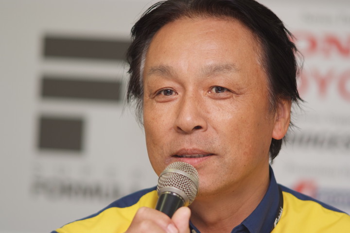 決勝記者会見: 優勝チーム監督の土沼廣芳（ルマン）