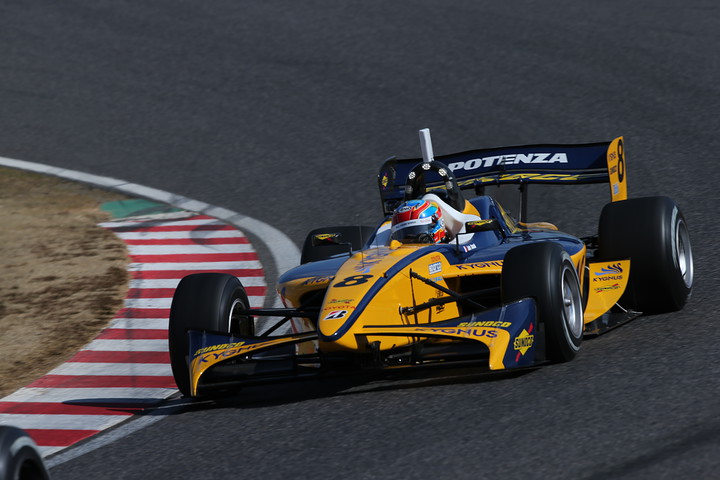 決勝2位はロイック・デュバル（キグナス・スノコ）