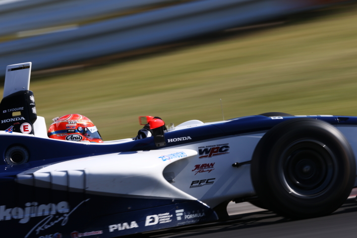 フリー走行: 	小暮卓史（NAKAJIMA RACING）