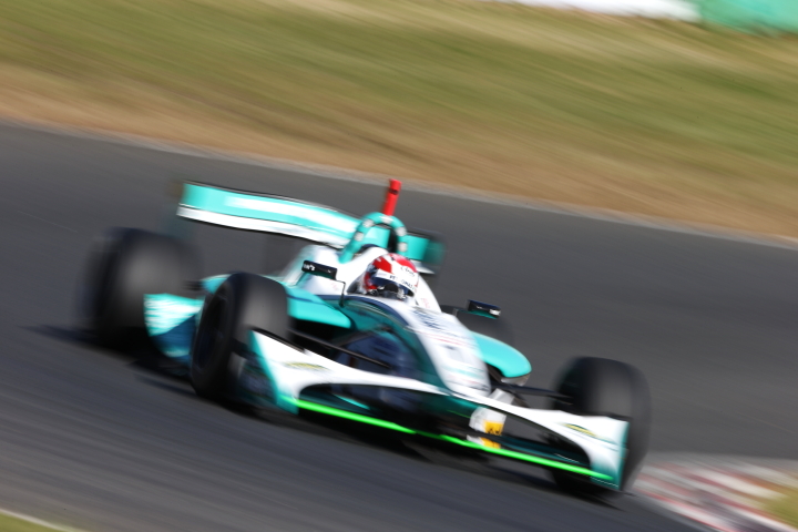 フリー走行: 中嶋一貴（PETRONAS TEAM TOM’S）