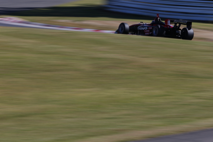 フリー走行: ジョアオ・パオロ・デ・オリベイラ（Lenovo TEAM IMPUL）