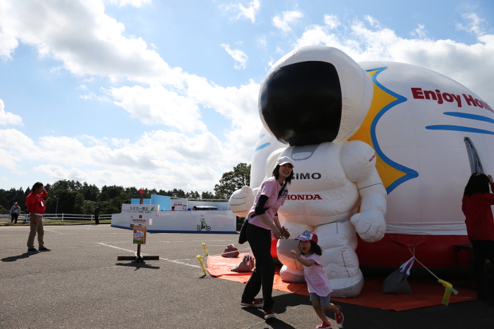 エンジョイホンダ: ASIMOふあふあ