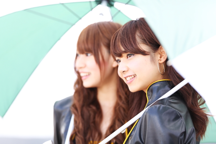 ピットウォーク: レースクイーン