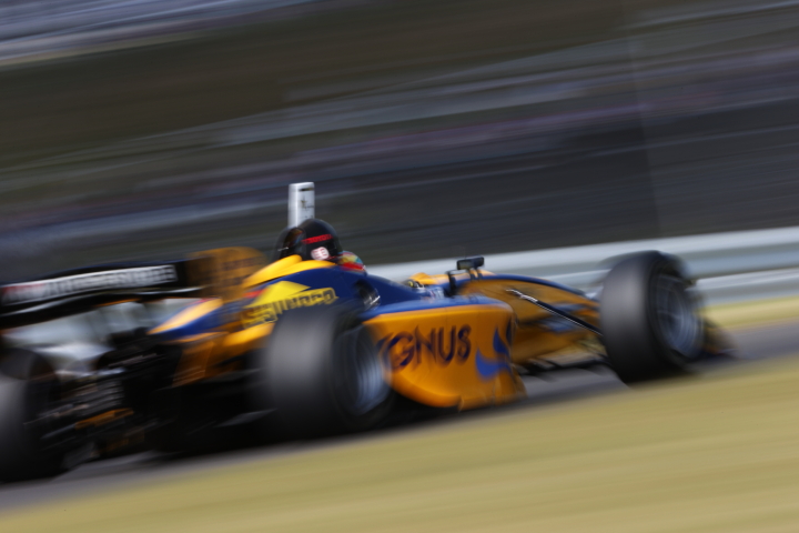 ノックアウト予選Q1: ロイック・デュバル（KYGNUS SUNOCO Team LeMans）