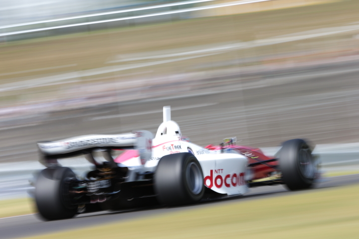 ノックアウト予選Q1: 武藤英紀（DOCOMO TEAM DANDELION RACING）