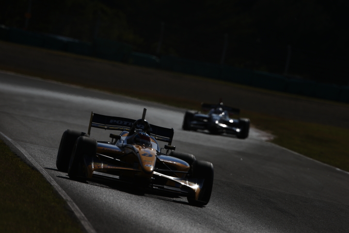 ノックアウト予選Q2: ロイック・デュバル（KYGNUS SUNOCO Team LeMans）