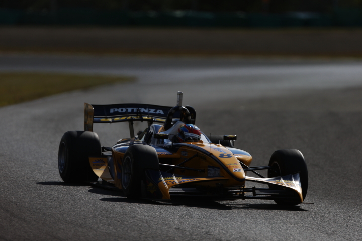 ノックアウト予選Q3: ロイック・デュバル（KYGNUS SUNOCO Team LeMans）