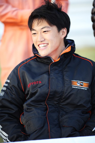 キッズウォーク: 国本雄資（P.MU/CERUMO·INGING）